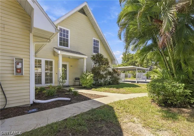 Photo 1 of Townhouse for sale at 4200 Ute Ct, Estero, FL 33928 | MLS# 226037081 | Listing updated on 2026-10-20