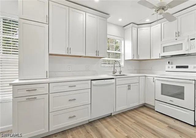 Photo 4 of Townhouse for sale at 4200 Ute Ct, Estero, FL 33928 | MLS# 226037081 | Listing updated on 2026-10-20