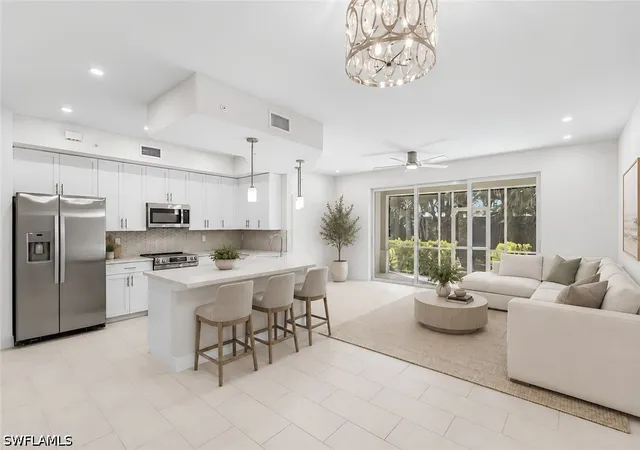 Listing Photo 2 - Condo for sale in building located at 286 Indies Dr E, Naples, FL 34114 - Unit #101