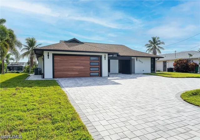 Photo 3 of Single family home for sale at 3417 Se 17th Place, Cape Coral, FL 33904 | MLS# 226037006 | Listing updated on 2026-10-21