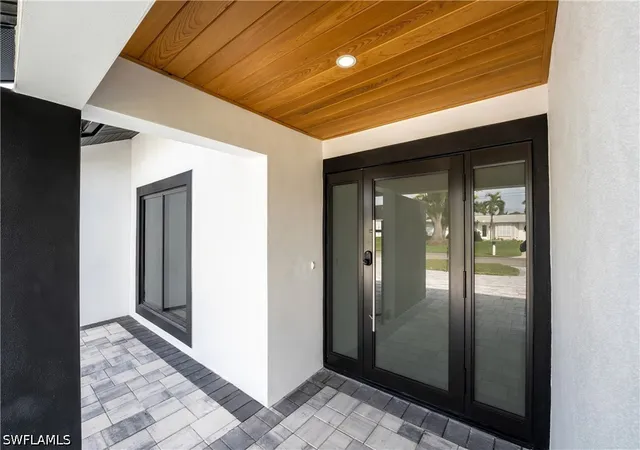 Photo 4 of Single family home for sale at 3417 SE 17th Place, Cape Coral, FL 33904 | MLS# 226037006 | Listing updated on 2026-10-21