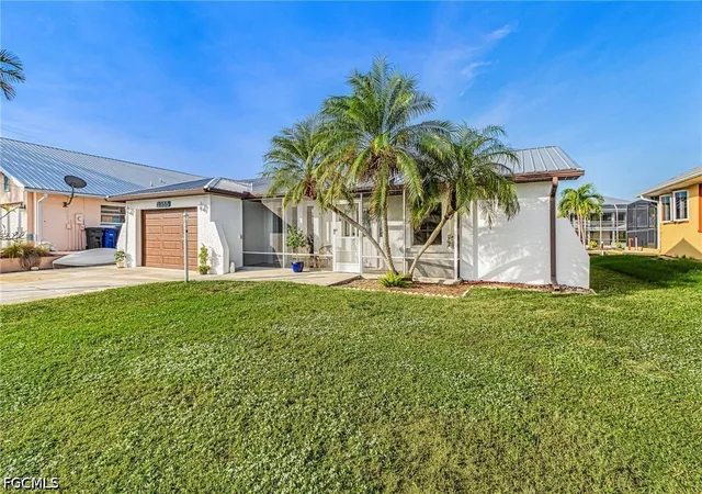 Photo 3 of Single family home for sale at 2355 Banana St, St James City, FL 33956 | MLS# 2026043523 | Listing updated on 2026-10-16