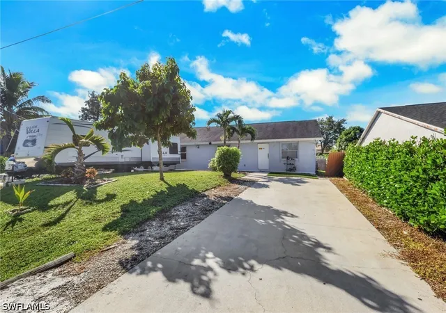 Multi family home for sale at 9036/9040 Tangelo Blvd, Fort Myers, FL 33967 | MLS# 226037503