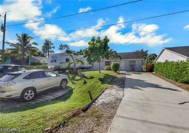 Photo 1 of House for sale at 9036/9040 Tangelo Blvd, Fort Myers, FL 33967 | MLS# 226037503 | Listing updated on 2026-10-15