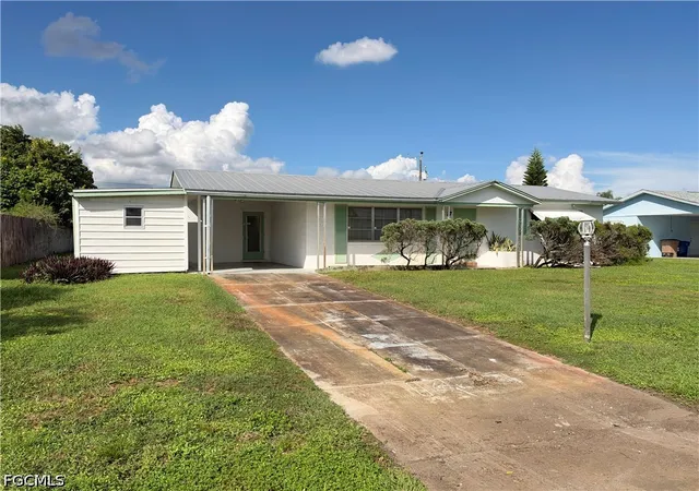 Photo 3 of Single family home for sale at 1419 Kimdale St E, Lehigh Acres, FL 33936 | MLS# 2026043601 | Listing updated on 2026-10-19