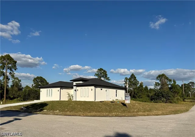 Photo 2 of Single family home for sale at 713 Da Vinci Ave S, Lehigh Acres, FL 33974 | MLS# 226035345 | Listing updated on 2026-10-16