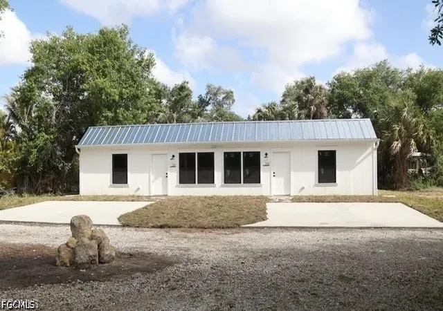Photo 1 of Multi family home for sale at 231 Santa Cruz St, North Fort Myers, FL 33903 | MLS# 2026043692 | Listing updated on 2026-10-21