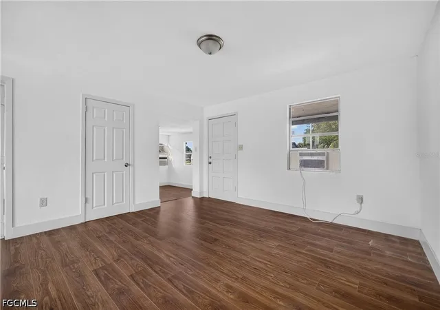 Photo 1 of Single family home for sale at 1629 Pawnee St, Fort Myers, FL 33916 | MLS# 2026043697 | Listing updated on 2026-10-21