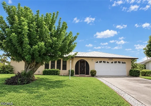 Photo 1 of Single family home for sale at 4507 Se 9th Place, Cape Coral, FL 33904 | MLS# 2026043780 | Listing updated on 2026-10-18