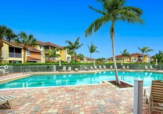 Photo 3 of Condo for sale at 13141 Bella Casa Cir #2171, Fort Myers, FL 33966 | MLS# 2026043820 | Listing updated on 2026-10-19