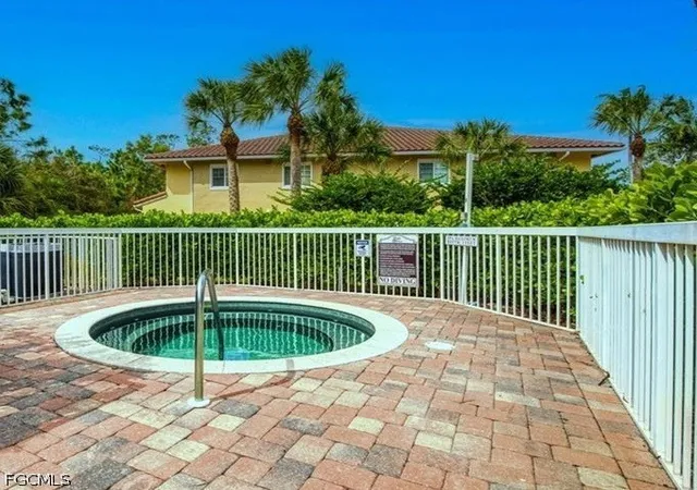 Photo 4 of Condo for sale at 13141 Bella Casa Cir #2171, Fort Myers, FL 33966 | MLS# 2026043820 | Listing updated on 2026-10-19