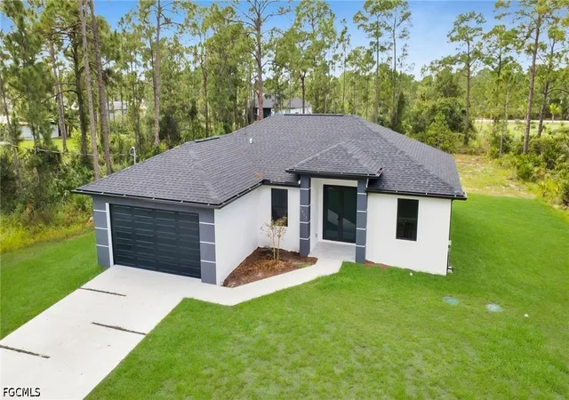 Photo 1 of Single family home for sale at 1015 Euclid Ave, Lehigh Acres, FL 33972 | MLS# 2026043872 | Listing updated on 2026-10-19