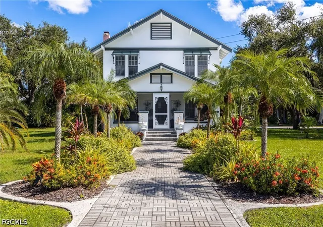 Single family home for sale at 3650 Mckinley Ave, Fort Myers, FL 33901 | MLS# 2026043885