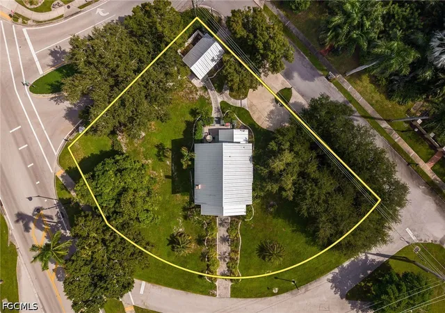 Photo 1 of Single family home for sale at 3650 Mckinley Ave, Fort Myers, FL 33901 | MLS# 2026043885 | Listing updated on 2026-10-21