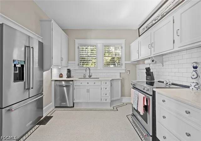 Photo 4 of Single family home for sale at 3650 Mckinley Ave, Fort Myers, FL 33901 | MLS# 2026043885 | Listing updated on 2026-10-21