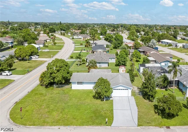 Photo 2 of Single family home for sale at 501 Parkside St, Lehigh Acres, FL 33936 | MLS# 2026043970 | Listing updated on 2026-10-19