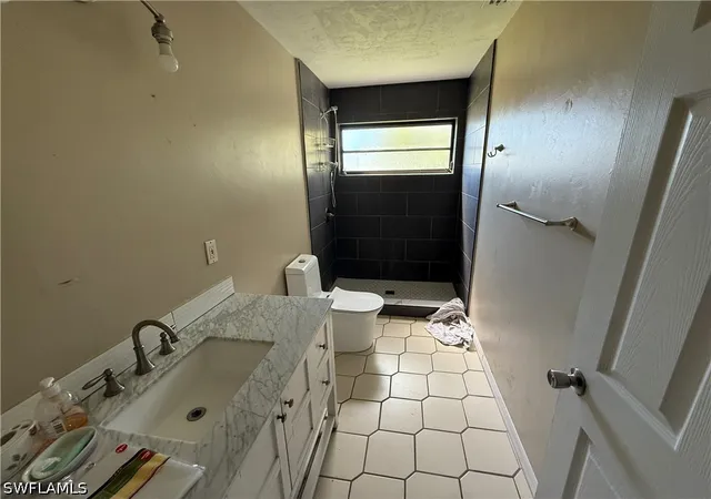 Photo 2 of Single family home for sale at 4930 Orange Grv Blvd, North Fort Myers, FL 33903 | MLS# 226038024 | Listing updated on 2026-10-19