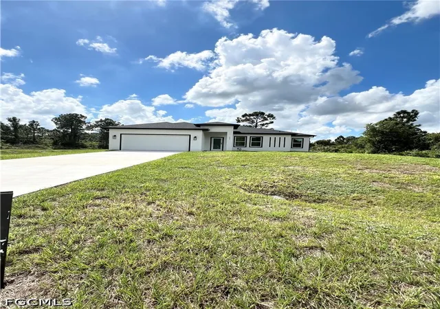 Photo 3 of Single family home for sale at 422 Eisenhower Blvd, Lehigh Acres, FL 33974 | MLS# 2026044046 | Listing updated on 2026-10-20