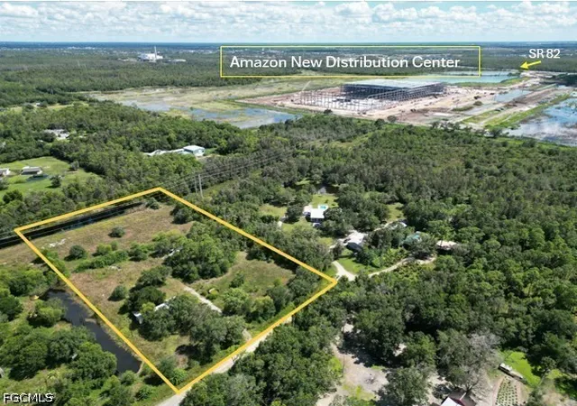 Photo 2 of Manufactured home for sale at 6781 Carmelita Dr, Fort Myers, FL 33905 | MLS# 2026044050 | Listing updated on 2026-10-20