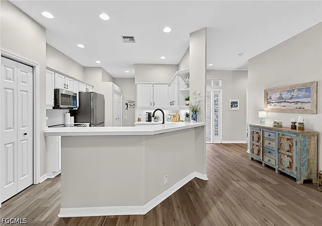 Photo 4 of Townhouse for sale at 8812 Middlebrook Dr, Fort Myers, FL 33908 | MLS# 2026044085 | Listing updated on 2026-10-22