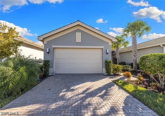 Photo 3 of Townhouse for sale at 28539 Lobos Cir, Bonita Springs, FL 34135 | MLS# 226037933 | Listing updated on 2026-10-20