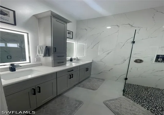 Photo 1 of Single family home for sale at 9131 Old Hickory Cir, Fort Myers, FL 33912 | MLS# 226038116 | Listing updated on 2026-10-21