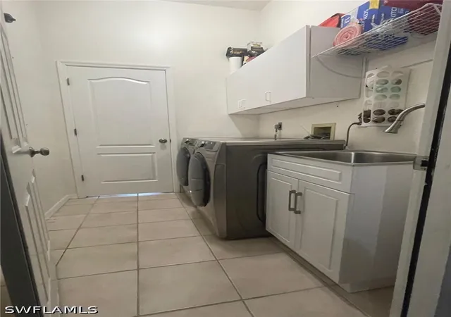 Photo 2 of Single family home for sale at 9131 Old Hickory Cir, Fort Myers, FL 33912 | MLS# 226038116 | Listing updated on 2026-10-21