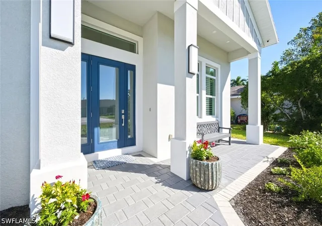 Photo 1 of Single family home for sale at 553 106th Avenue N, Naples, FL 34108 | MLS# 226037272 | Listing updated on 2026-10-21