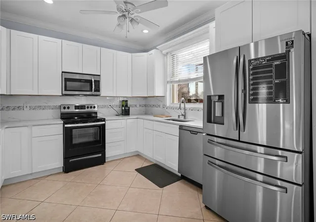Photo 4 of Single family home for sale at 13020 Lake Meadow Dr, Fort Myers, FL 33913 | MLS# 226038241 | Listing updated on 2026-10-21