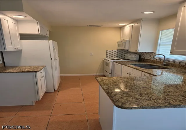 Photo 3 of House for sale at 7375 Albany Rd, Fort Myers, FL 33967 | MLS# 2026044272 | Listing updated on 2026-10-21