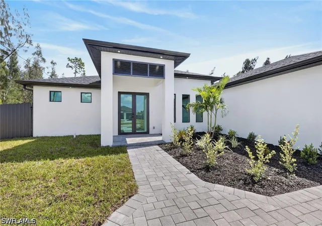 Photo 4 of Single family home for sale at 329 El Dorado Blvd S, Cape Coral, FL 33991 | MLS# 226038321 | Listing updated on 2026-10-22