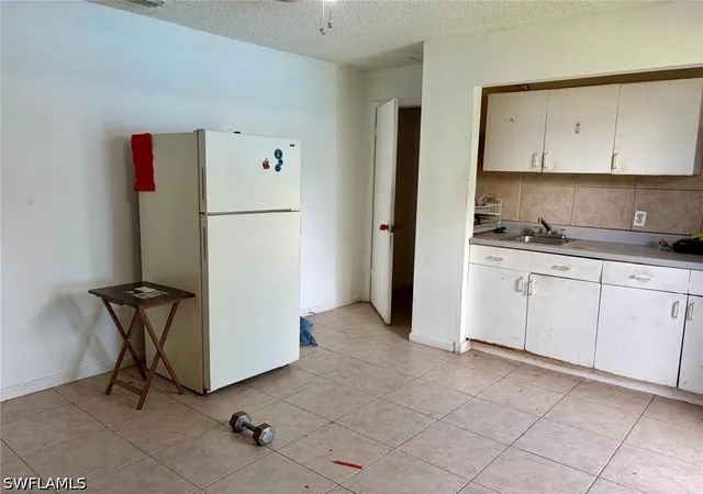 Photo 2 of House for sale at 5395 Carolina Ave, Naples, FL 34113 | MLS# 226037188 | Listing updated on 2026-10-22