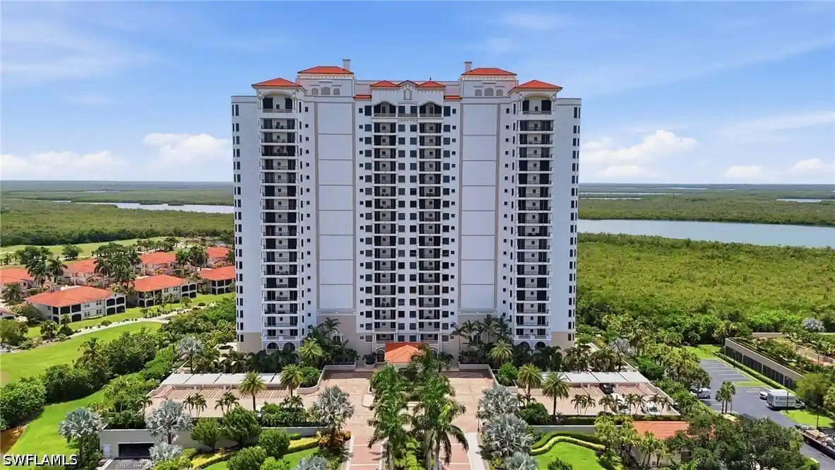 Listing Photo 2 - Condo for sale in 1060 Borghese Ln located at 1060 Borghese Ln, Naples, FL 34114 - Unit #2006
