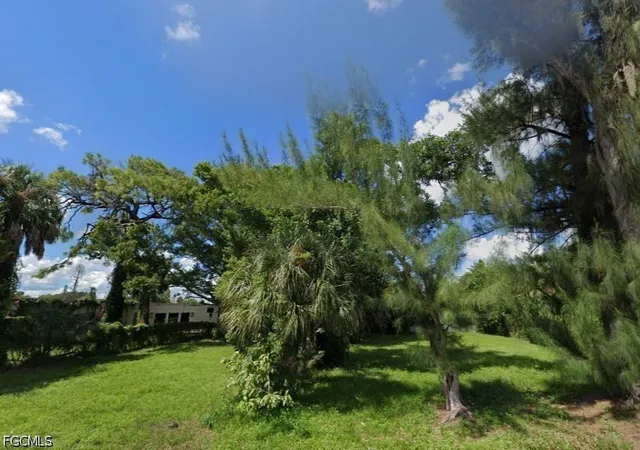 Photo 2 of Land for sale at 3305 Handy Ct, Fort Myers, FL 33916 | MLS# 2026044411 | Listing updated on 2026-10-22