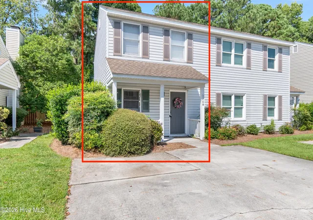 Photo 2 of Condo for sale at 128 Lullwater Dr #B, Wilmington, NC 28403 | MLS# 100601931 | Listing updated on 2026-09-07