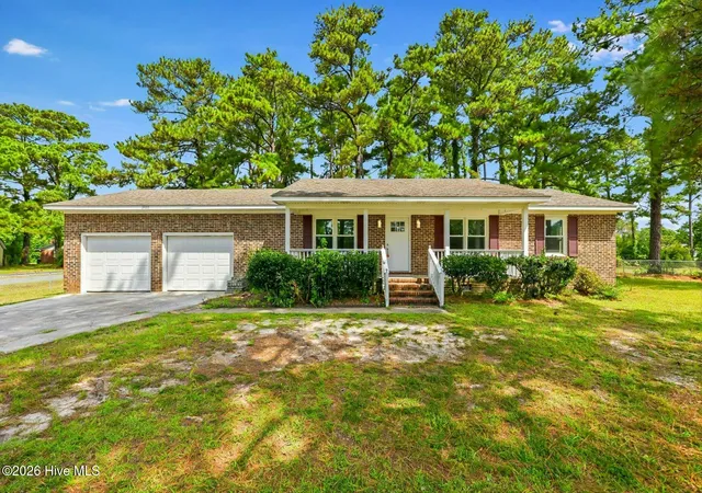 Single family home for sale at 1000 Hedrick Blvd, Morehead City, NC 28557 | MLS# 100601821