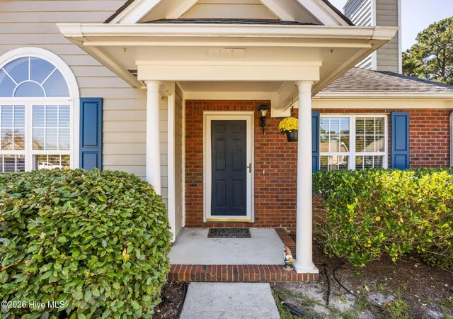 Photo 2 of Single family home for sale at 915 Turgotine Ln, Wilmington, NC 28412 | MLS# 100611366 | Listing updated on 2026-10-24