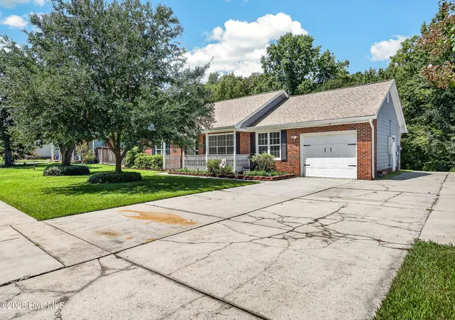 Photo 2 of Single family home for sale at 219 Audubon Dr, Jacksonville, NC 28546 | MLS# 100601098 | Listing updated on 2026-09-08