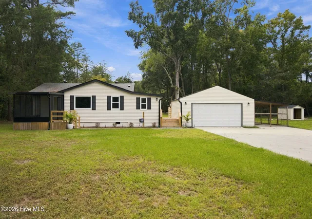 Single family home for sale at 190 Old Brg Rd, Rocky Point, NC 28457 | MLS# 100603380