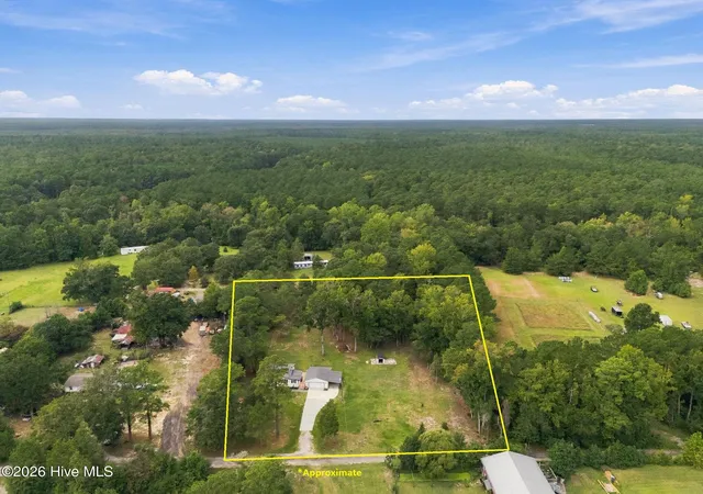 Photo 4 of Single family home for sale at 190 Old Brg Rd, Rocky Point, NC 28457 | MLS# 100603380 | Listing updated on 2026-09-15