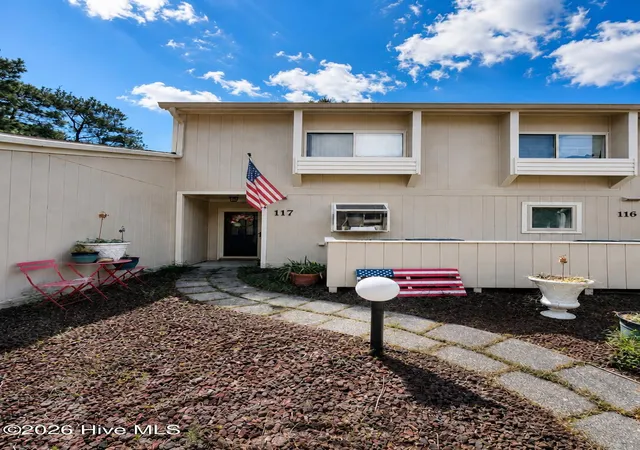 Photo 1 of Townhouse for sale at 117 Quarterdeck Townes, New Bern, NC 28562 | MLS# 100601247 | Listing updated on 2026-09-03
