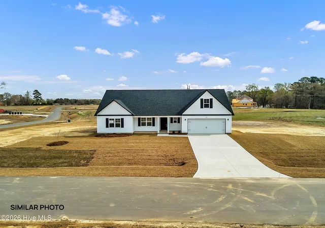 Photo 2 of Single family home for sale at 523 Large Oak Dr #Lot 60, Hubert, NC 28539 | MLS# 100581791 | Listing updated on 2026-09-02