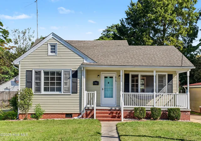 Photo 1 of Single family home for sale at 918 Woodruff Ave, Elizabeth City, NC 27909 | MLS# 100607955 | Listing updated on 2026-10-28