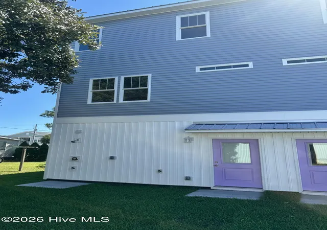Photo 4 of Townhouse for sale at 1610 Swordfish Ln #1, Carolina Beach, NC 28428 | MLS# 100569966 | Listing updated on 2026-09-24