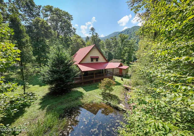Photo 1 of Single family home for sale at 49 Dusty Holw, Robbinsville, NC 28771 | MLS# 100601973 | Listing updated on 2026-09-11