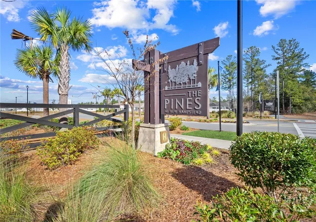 Photo 2 of Single family home for sale at 119 Siskin Rd, Bloomingdale, GA 31302 | MLS# SA360758 | Listing updated on 2026-09-11