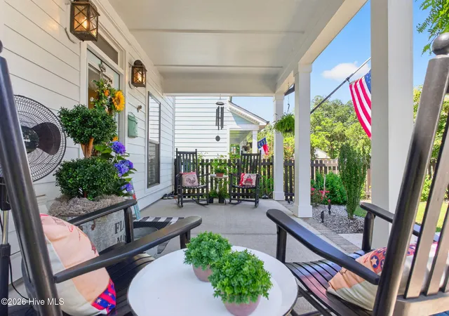 Photo 4 of Single family home for sale at 1107 N Caswell Ave, Southport, NC 28461 | MLS# 100600928 | Listing updated on 2026-09-03