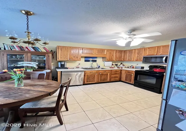 Photo 1 of Townhouse for sale at 600 N 35th Street #404, Morehead City, NC 28557 | MLS# 100609630 | Listing updated on 2026-10-11