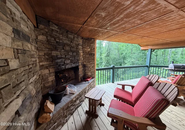 Photo 3 of Single family home for sale at 227 Aquone Overlook Ridge, Topton, NC 28781 | MLS# 100602256 | Listing updated on 2026-09-09