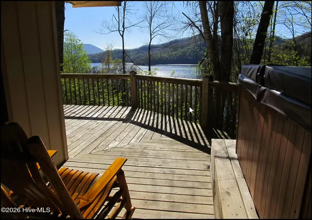 Photo 4 of Single family home for sale at 227 Aquone Overlook Ridge, Topton, NC 28781 | MLS# 100602256 | Listing updated on 2026-09-09